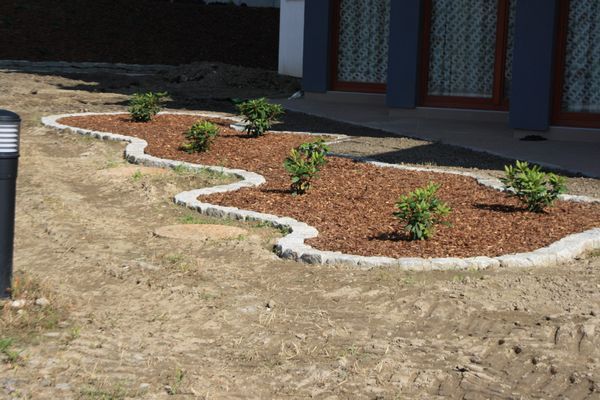 park-ustroplandscape-design-next-to-hotel-in-ustrop