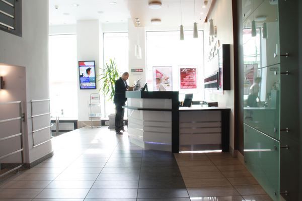 hotel-katowiceprecepcja-cakowicie-przemeblowana-i-odwieonap