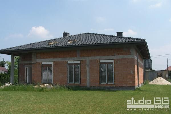 dom-nieborowicepklasyczny-zwarty-ekonomiczny-dom-z-poddaszem-uytkowym-pow-150mkwp