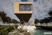 house-with-overhang