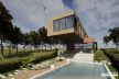 house-with-overhang