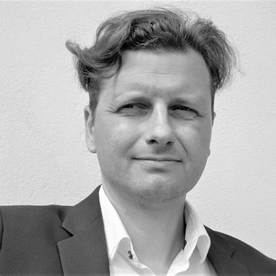 dr  inż. arch. Tomasz Bradecki 