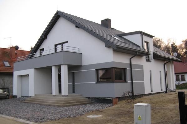 DOM W KLESZCZOWIE
